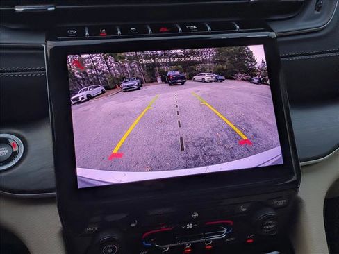 New 2025 Jeep Grand Cherokee Limited image 15