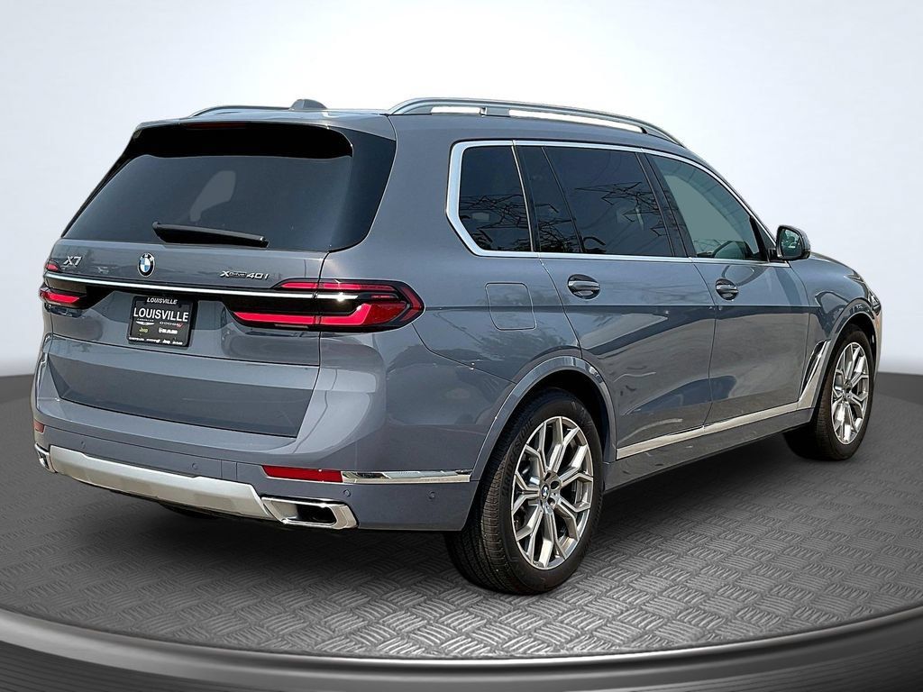Used 2026 BMW X7 xDrive40i AWD/4WD image 7