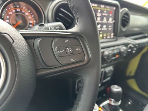 Used 2023 Jeep Wrangler Willys image 27