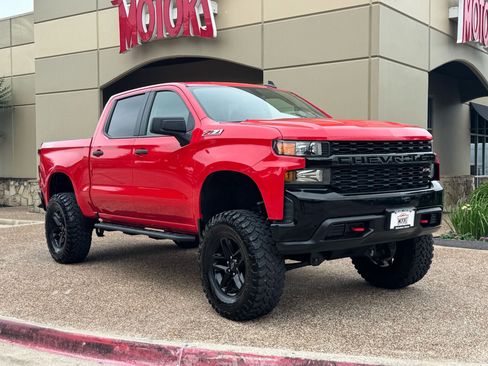 Used 2021 Chevrolet Silverado 1500 Custom Trail Boss AWD/4WD image 6