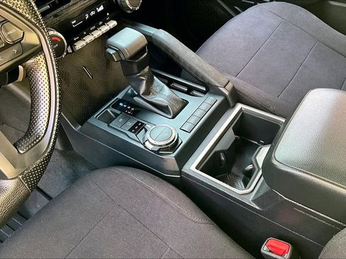 Certified 2026 Toyota Tacoma SR5 AWD/4WD image 20