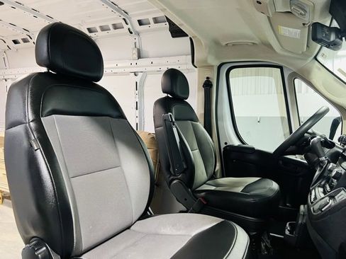 Used 2022 RAM ProMaster 3500 w/ Safety Group image 27