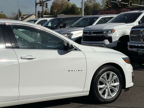 Used 2024 Chevrolet Malibu LT FWD image 4