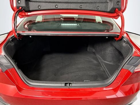 Used 2025 Toyota Camry SE image 28