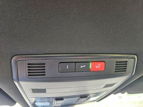 Used 2025 Volkswagen Jetta Sport FWD image 29