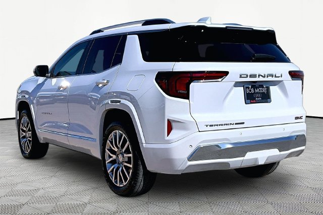 Used 2026 GMC Terrain Denali AWD/4WD image 12