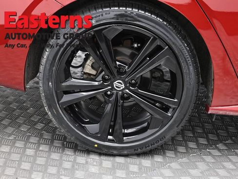 Used 2020 Nissan Sentra SR FWD image 30