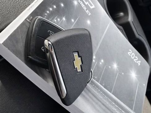 Used 2024 Chevrolet Silverado 1500 W/T w/ WT Value Package image 20