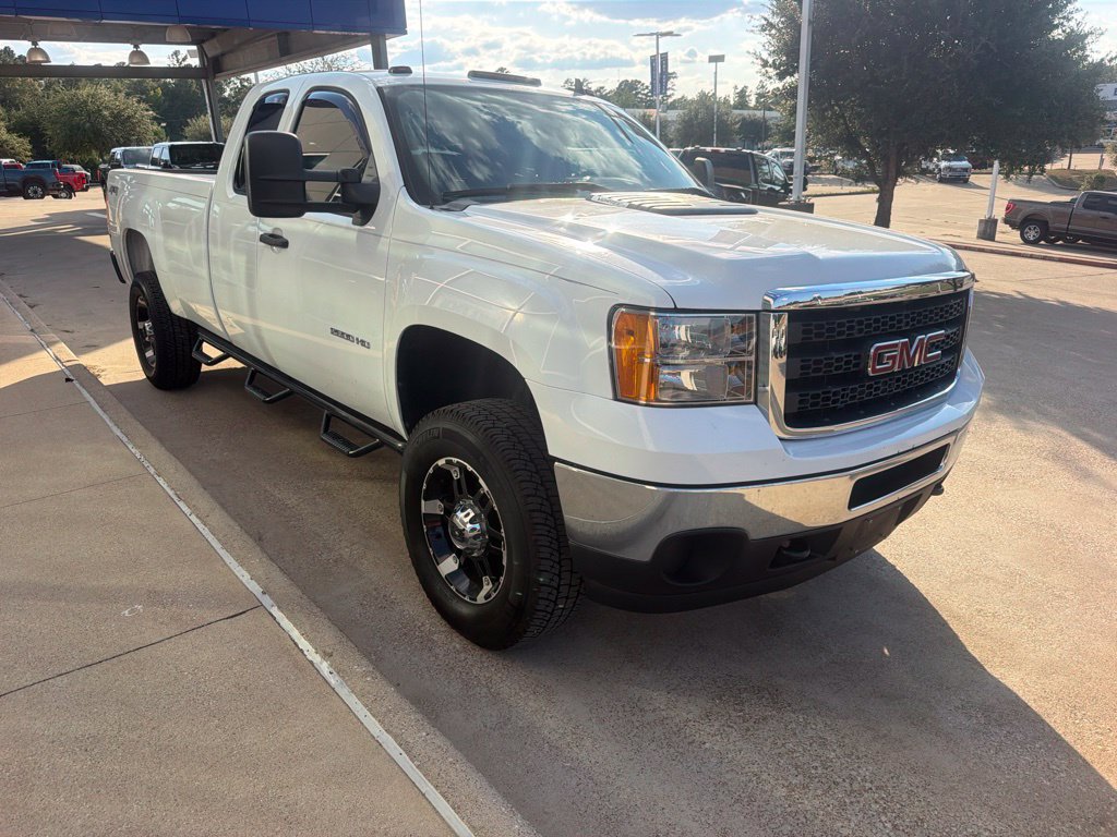 Used 2013 GMC Sierra 2500 W/T AWD/4WD image 4