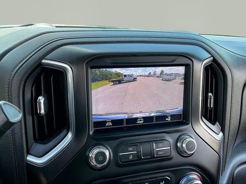 Used 2021 GMC Sierra 1500 AT4 w/ AT4 Premium Package AWD/4WD image 11