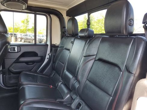Used 2020 Jeep Gladiator Rubicon AWD/4WD image 37