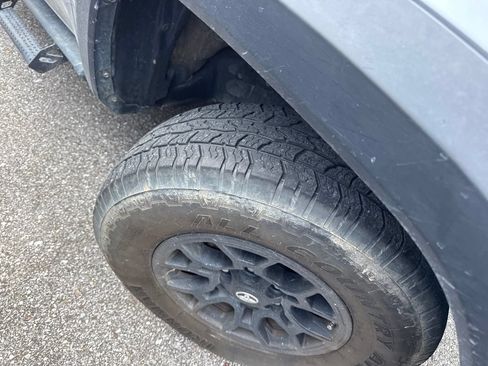 Used 2019 Toyota Tacoma SR w/ SX Package RWD image 4
