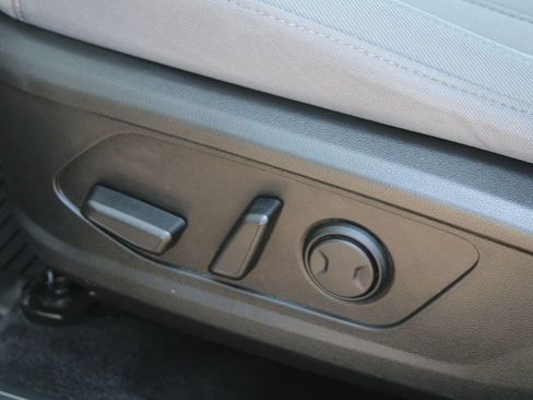 Used 2023 Hyundai Santa Cruz SEL Premium AWD/4WD image 22