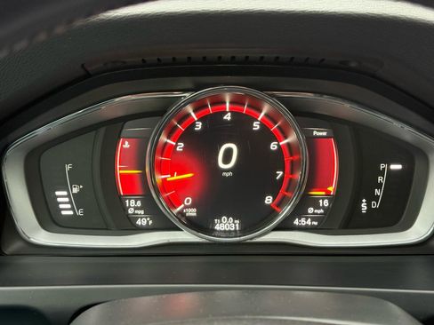 Used 2018 Volvo V60 T5 Cross Country w/ Convenience Package image 27