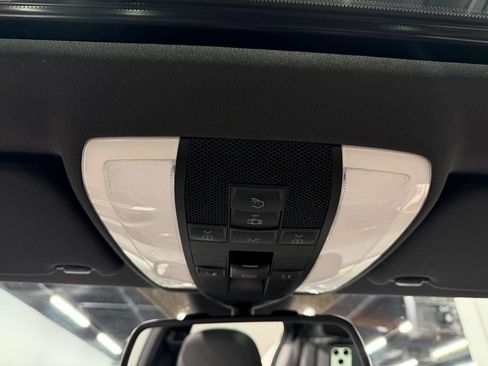 Used 2014 Mercedes-Benz C 300 4MATIC Sedan image 44