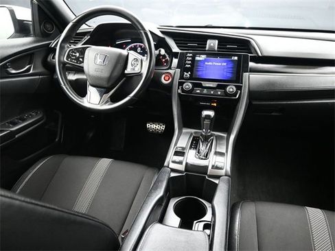 Used 2020 Honda Civic Sport image 10