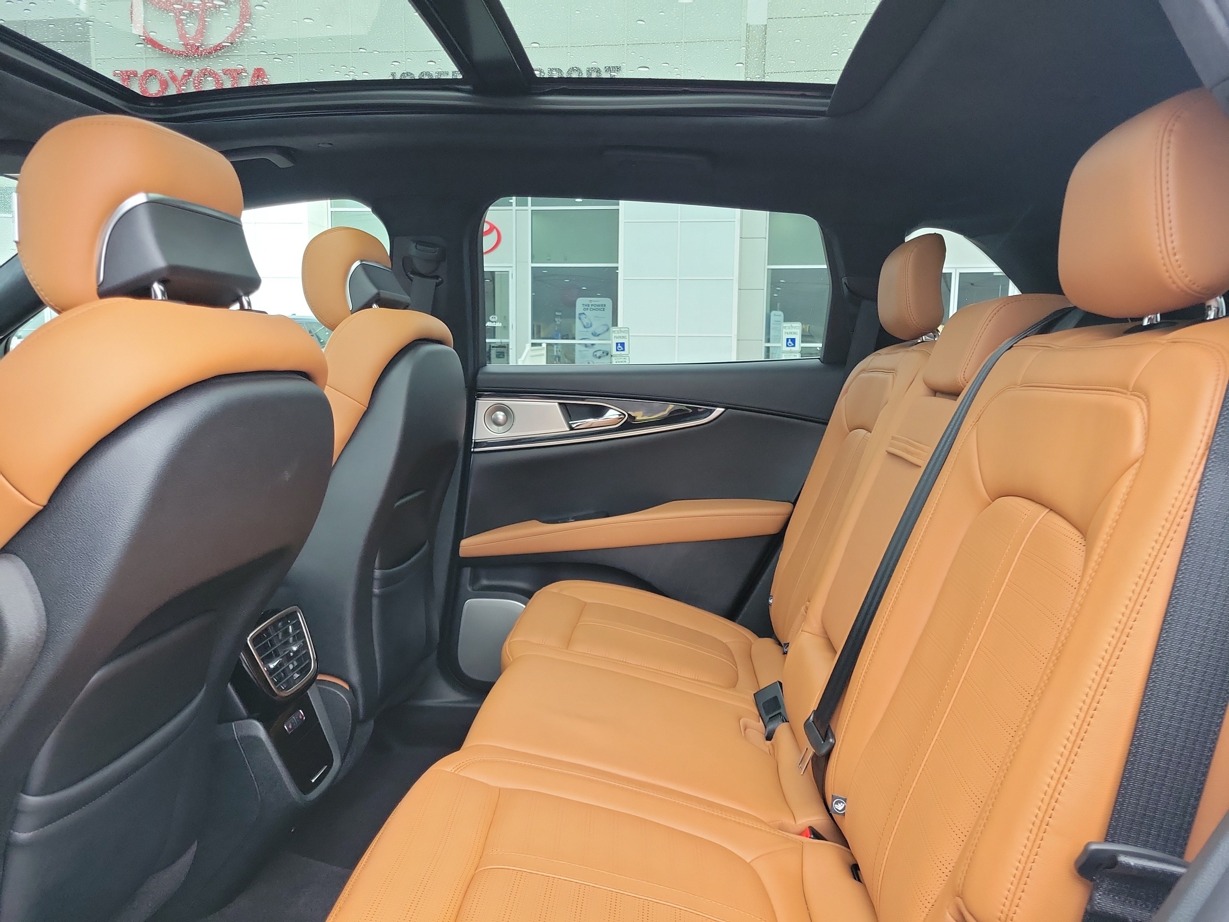 Used 2023 Lincoln Nautilus Black Label AWD/4WD image 11