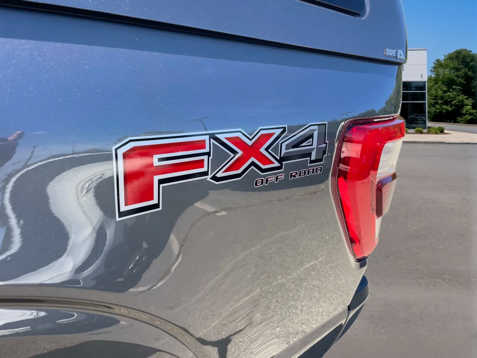 Used 2022 Ford F150 Lariat AWD/4WD image 14