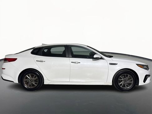 Used 2019 Kia Optima LX image 4