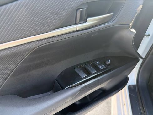 Certified 2025 Toyota Camry SE w/ Convenience Package FWD image 11