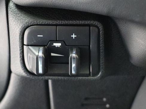 Used 2025 Dodge Durango GT image 31