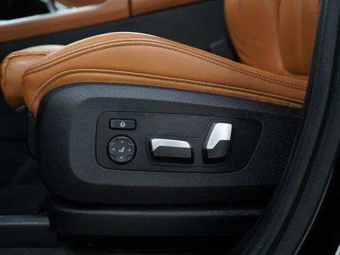 Used 2019 BMW X5 xDrive40i w/ Convenience Package AWD/4WD image 29