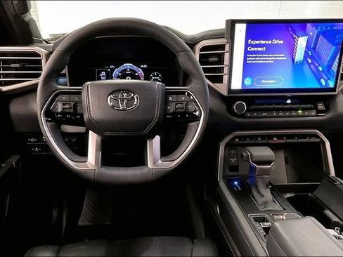 Used 2026 Toyota Tundra Platinum AWD/4WD image 6