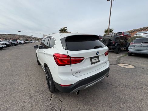 Used 2018 BMW X1 sDrive28i w/ Premium Package image 3