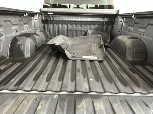 Used 2022 GMC Sierra 1500 AT4 w/ AT4 Premium Package AWD/4WD image 28