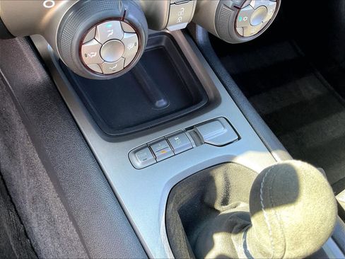 Used 2015 Chevrolet Camaro Z/28 RWD image 34