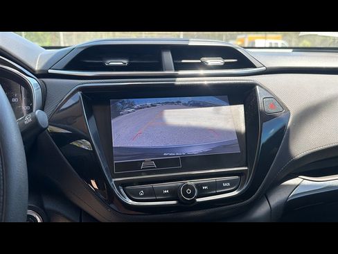 Used 2021 Chevrolet TrailBlazer LT w/ Convenience Package FWD image 18