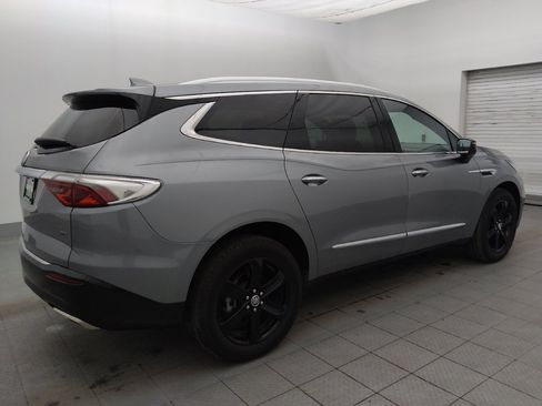 Used 2023 Buick Enclave Essence w/ Experience Buick Package FWD image 10