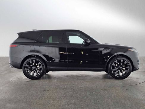 New 2026 Land Rover Range Rover Sport SE image 6