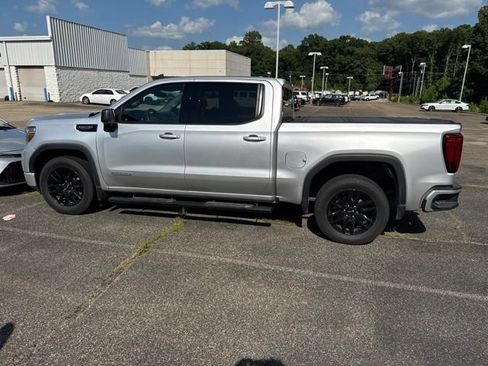 Used 2021 GMC Sierra 1500 Elevation RWD image 2