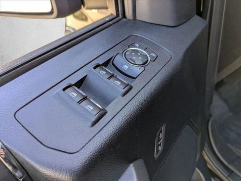 Used 2018 Ford F150 XLT w/ Equipment Group 302A Luxury image 12