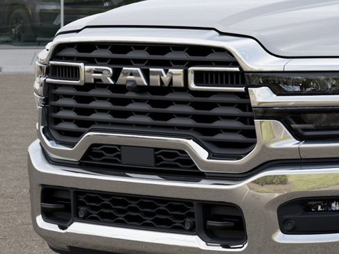 New 2025 RAM 5500 4x4 Regular Cab image 11