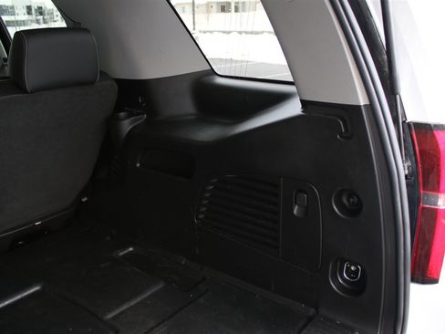 Used 2019 Chevrolet Tahoe 4WD image 77