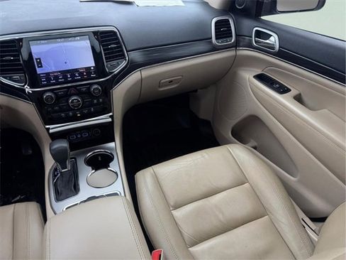 Used 2019 Jeep Grand Cherokee Limited image 12
