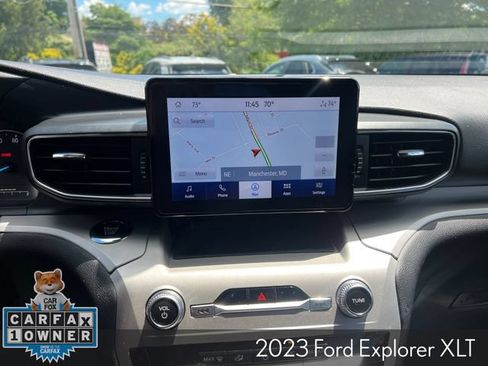 Used 2023 Ford Explorer XLT w/ Equipment Group 202A AWD/4WD image 17