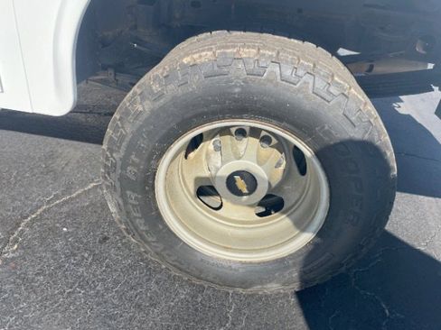 Used 2013 Chevrolet Silverado 3500 W/T image 18