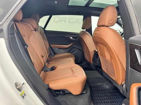 Used 2021 Audi Q8 Premium AWD/4WD image 20