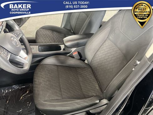 Used 2021 Nissan Kicks SV image 18