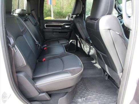 Used 2022 RAM 3500 Laramie image 34