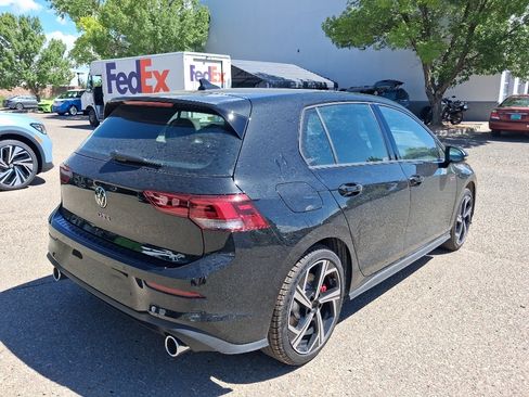 New 2026 Volkswagen Golf SE FWD image 17