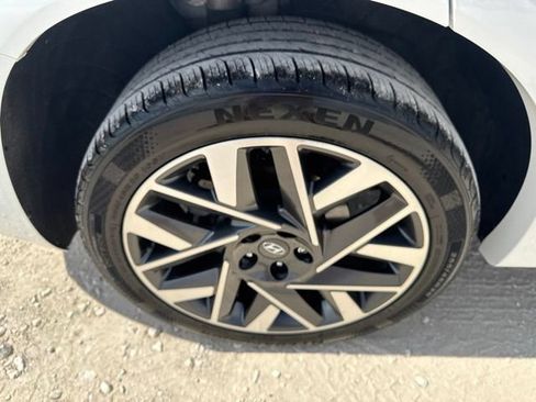 Used 2022 Hyundai Santa Fe Calligraphy FWD image 28