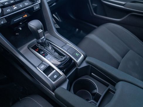 Used 2019 Honda Civic EX image 18