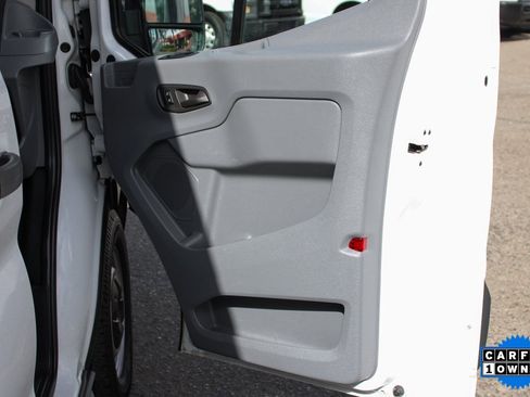 Used 2017 Ford Transit 350 XL image 32