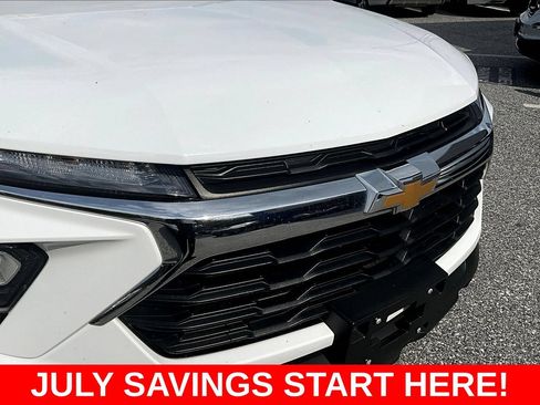 Used 2024 Chevrolet TrailBlazer LS FWD image 41