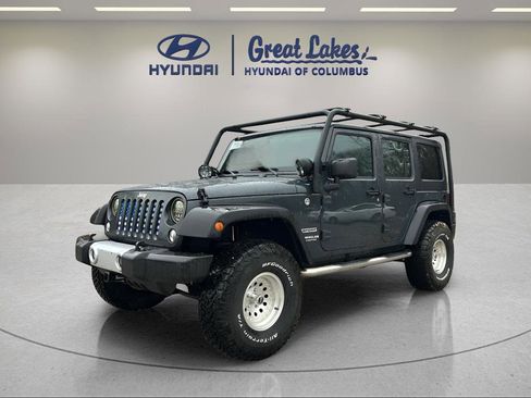 Used 2017 Jeep Wrangler Unlimited Sport AWD/4WD image 1