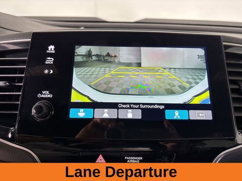 Used 2023 Honda Passport TrailSport image 18
